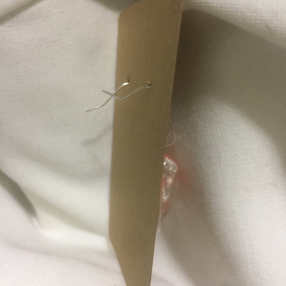 NWT Shark Drop Earrings - Picture 3 of 5